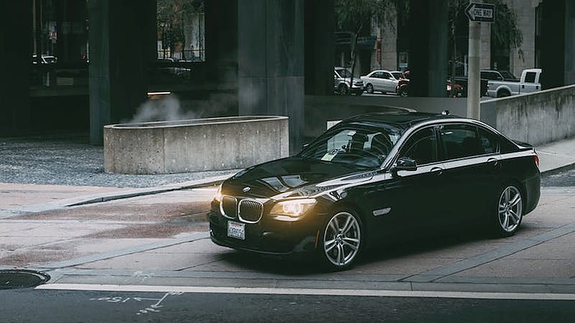 BMW 7 Series — Luxury Sedan